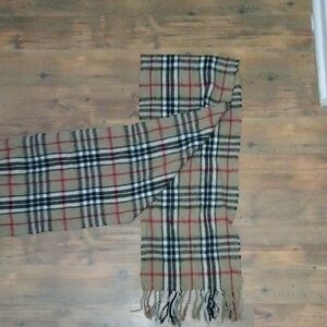 Plaid Scarf with Fringe